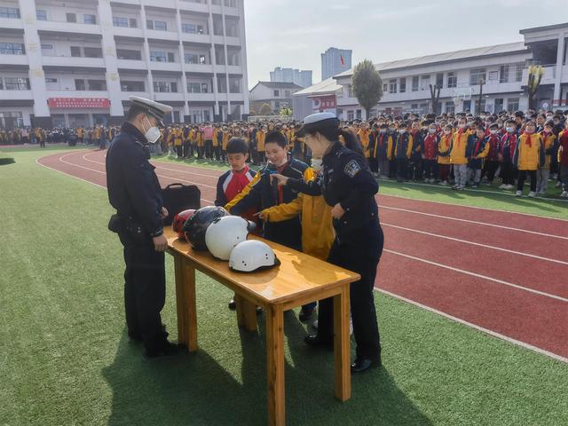 【全國中小學(xué)生安全教育日】漢中交警一大隊(duì)開講啦！插圖4
